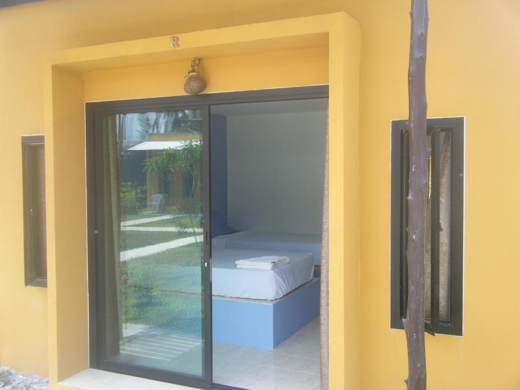 The Blue Parrot Ko Pha Ngan Room photo